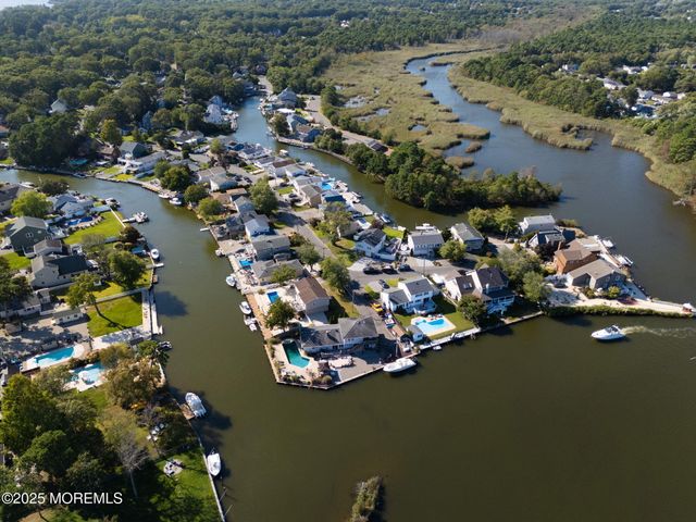 53 Lenape Trail, Brick, NJ 08724