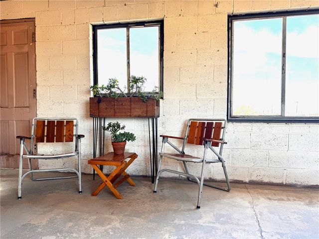 6615 Thunder Road, 29 Palms, CA 92277