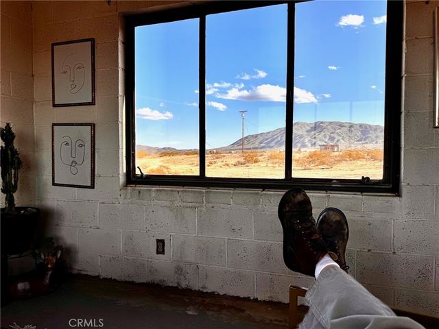 6615 Thunder Road, 29 Palms, CA 92277