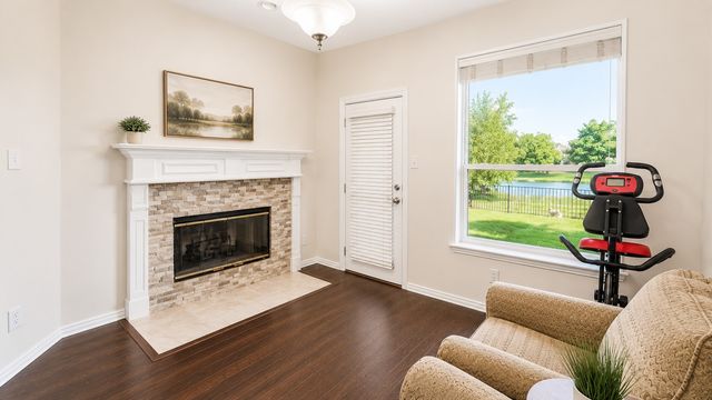 5412 Pecan Creek Circle, Fort Worth, TX 76244