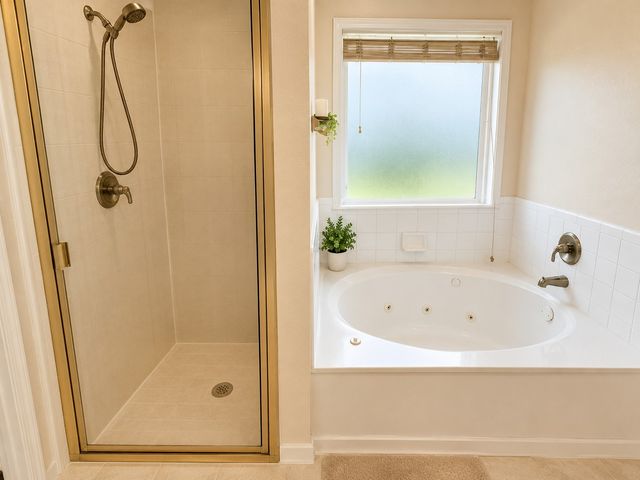 5412 Pecan Creek Circle, Fort Worth, TX 76244