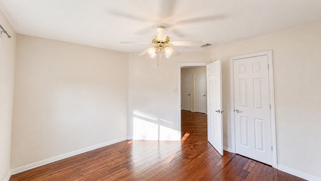 5412 Pecan Creek Circle, Fort Worth, TX 76244