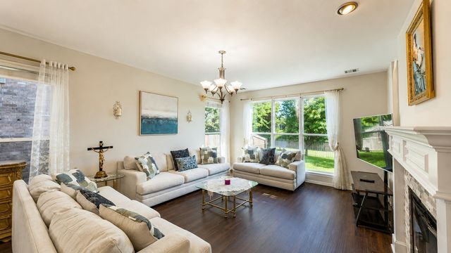5412 Pecan Creek Circle, Fort Worth, TX 76244