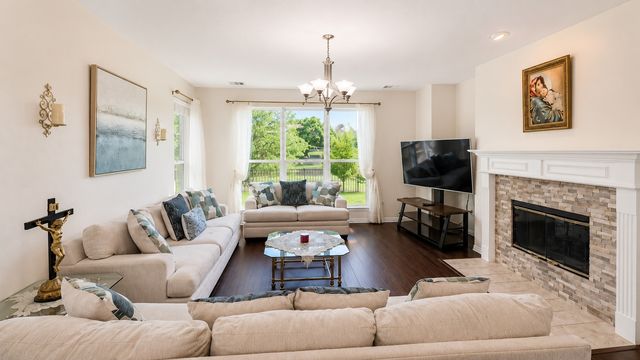 5412 Pecan Creek Circle, Fort Worth, TX 76244