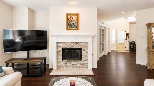 5412 Pecan Creek Circle, Fort Worth, TX 76244
