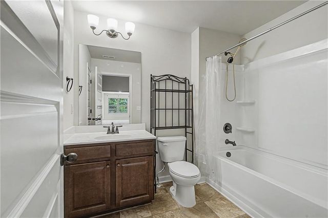 741 Stonebranch Drive, Loganville, GA 30052