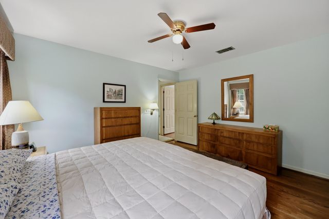 801 Chinoe Road, Lexington, KY 40502