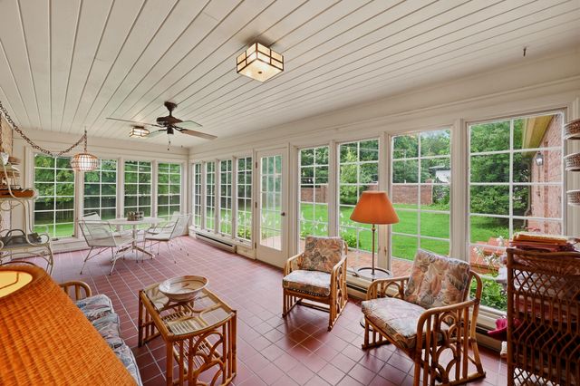801 Chinoe Road, Lexington, KY 40502