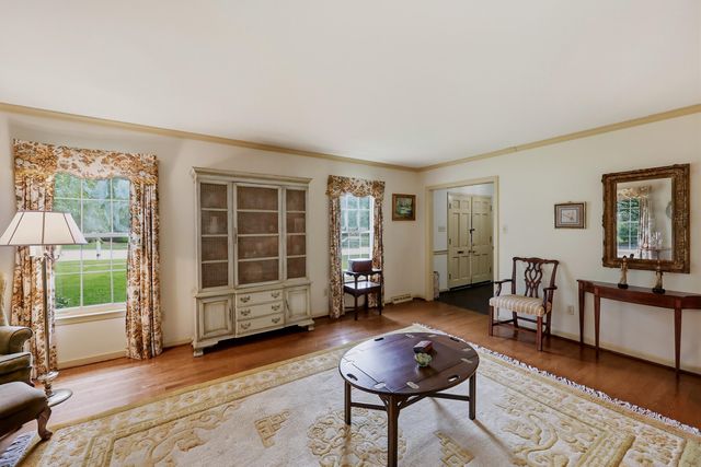 801 Chinoe Road, Lexington, KY 40502