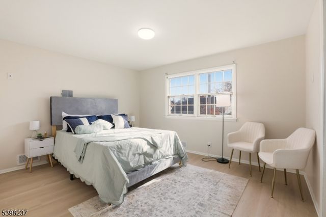 24 Frederick Ave, Woodbridge Twp., NJ 07067