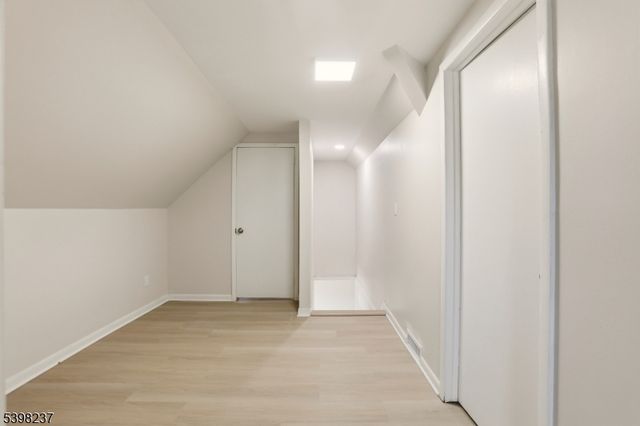 24 Frederick Ave, Woodbridge Twp., NJ 07067