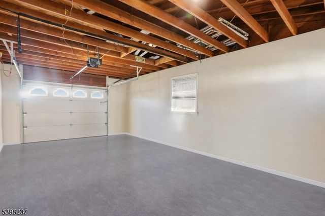 24 Frederick Ave, Woodbridge Twp., NJ 07067