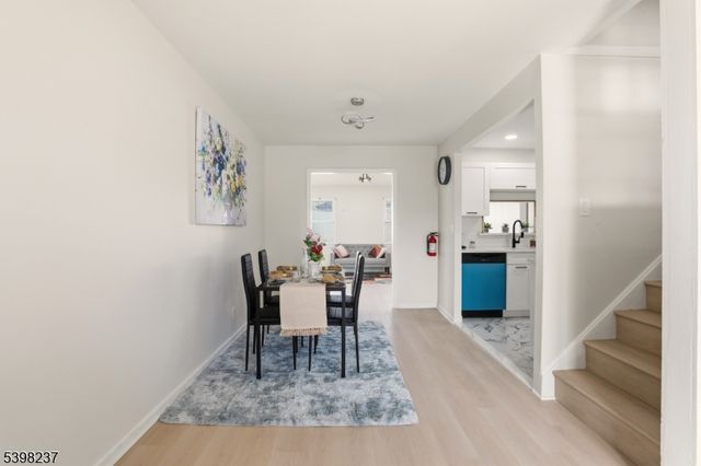 24 Frederick Ave, Woodbridge Twp., NJ 07067