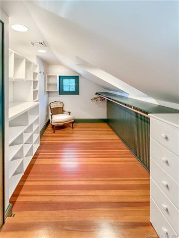 414 Riverside Avenue, Westport, CT 06880