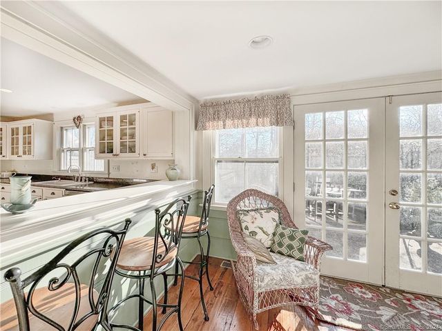 414 Riverside Avenue, Westport, CT 06880