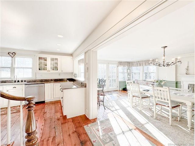 414 Riverside Avenue, Westport, CT 06880