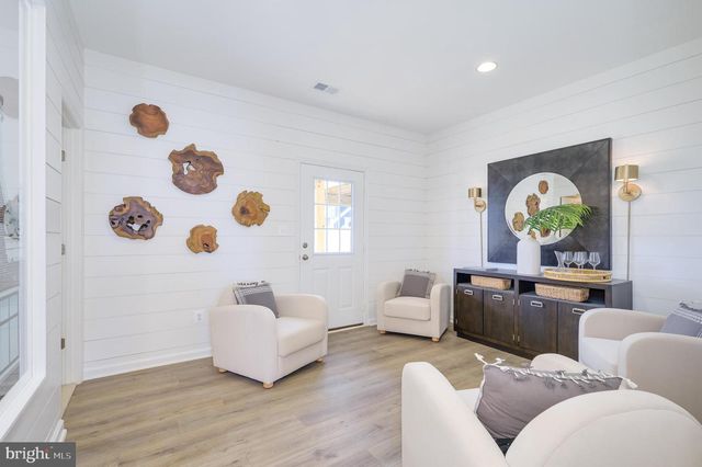 201 HILLSDALE PL, Martinsburg, WV 25403