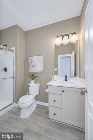 201 HILLSDALE PL, Martinsburg, WV 25403