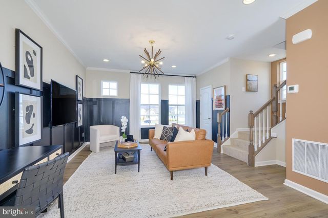 201 HILLSDALE PL, Martinsburg, WV 25403