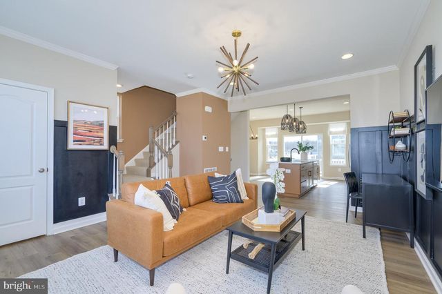 201 HILLSDALE PL, Martinsburg, WV 25403