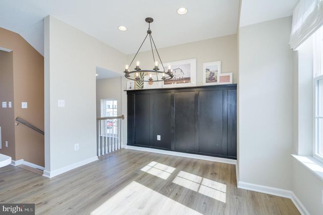 201 HILLSDALE PL, Martinsburg, WV 25403