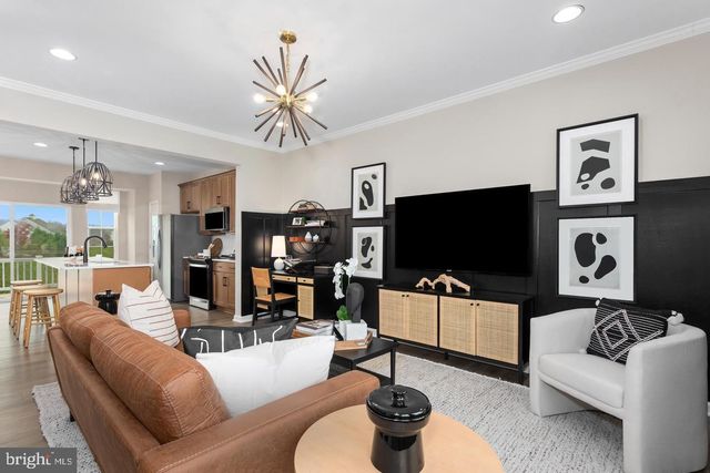 201 HILLSDALE PL, Martinsburg, WV 25403