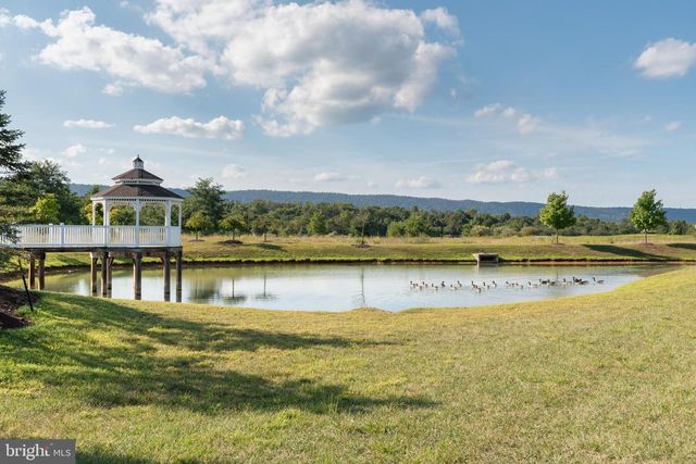 201 HILLSDALE PL, Martinsburg, WV 25403