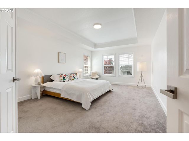 1714 Nw CAITLIN Ter, Portland, OR 97229