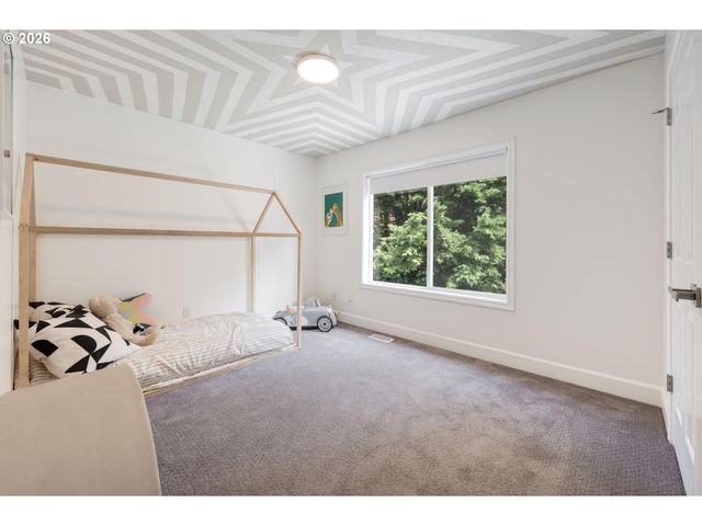 1714 Nw CAITLIN Ter, Portland, OR 97229