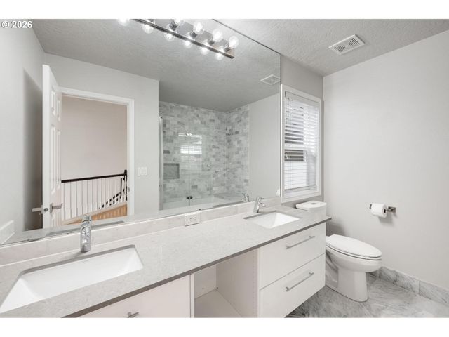 1714 Nw CAITLIN Ter, Portland, OR 97229