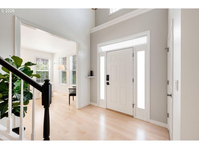 1714 Nw CAITLIN Ter, Portland, OR 97229