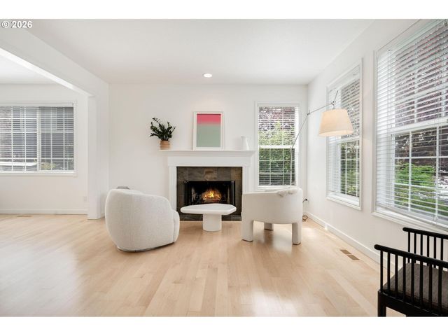 1714 Nw CAITLIN Ter, Portland, OR 97229