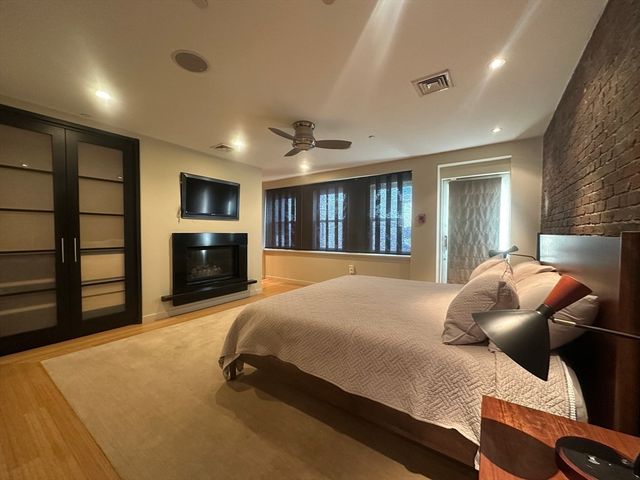 90 N Washington Street 5, Boston, MA 02114