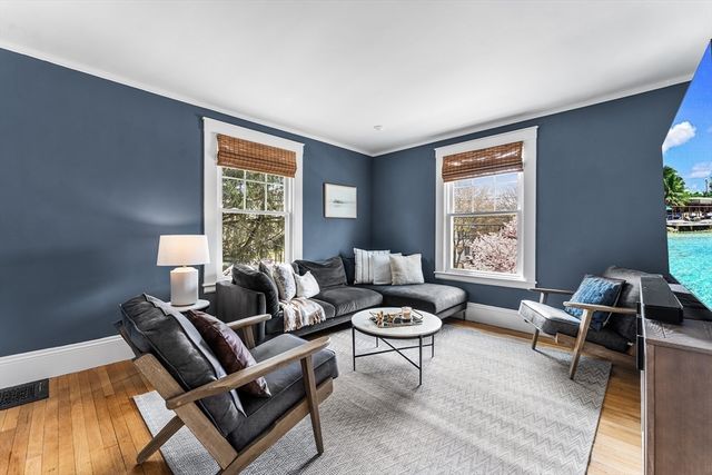 435 Lexington Street, Waltham, MA 02452