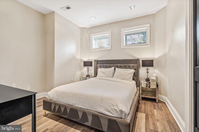 1740 13TH ST NW, Washington, DC 20009