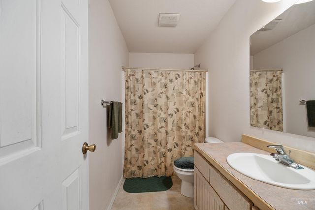 551 E Magnolia, Twin Falls, ID 83301