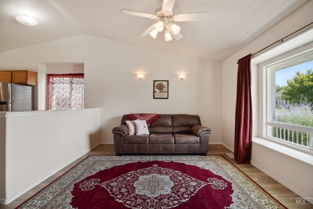551 E Magnolia, Twin Falls, ID 83301