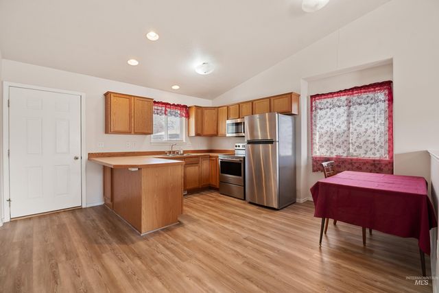 551 E Magnolia, Twin Falls, ID 83301