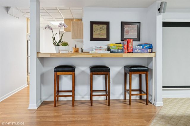 6490 E Chikaming, Sawyer, MI 49125