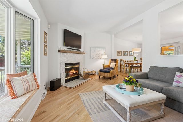 6490 E Chikaming, Sawyer, MI 49125