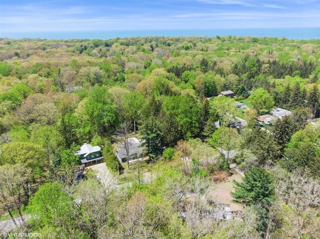 6490 E Chikaming, Sawyer, MI 49125