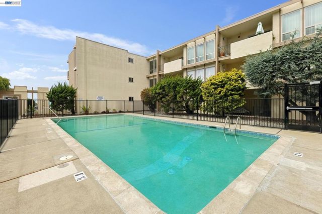 1825 Shoreline Dr 108, Alameda, CA 94501
