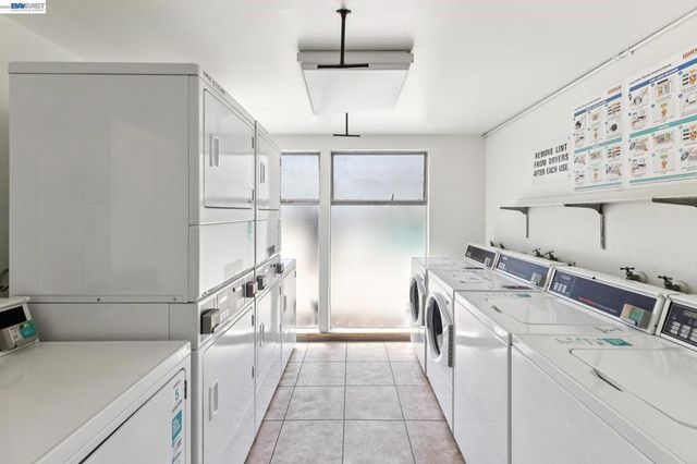 1825 Shoreline Dr 108, Alameda, CA 94501