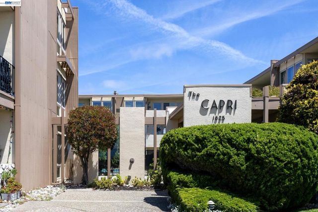 1825 Shoreline Dr 108, Alameda, CA 94501