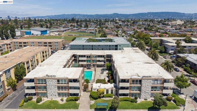 1825 Shoreline Dr 108, Alameda, CA 94501