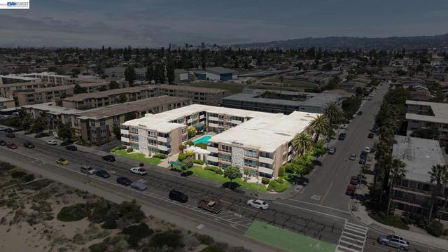1825 Shoreline Dr 108, Alameda, CA 94501
