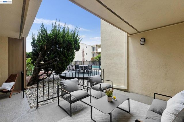 1825 Shoreline Dr 108, Alameda, CA 94501