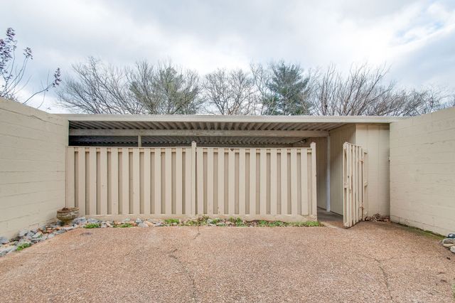 8300 Sawyer Brown Rd Apt S304, Nashville, TN 37221