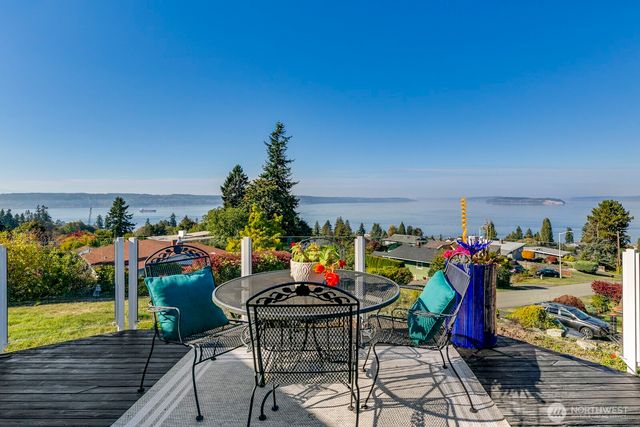 5037 33rd Avenue W, Everett, WA 98203