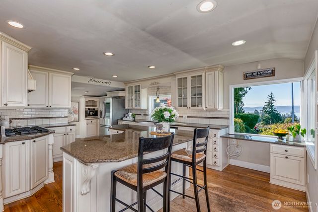 5037 33rd Avenue W, Everett, WA 98203